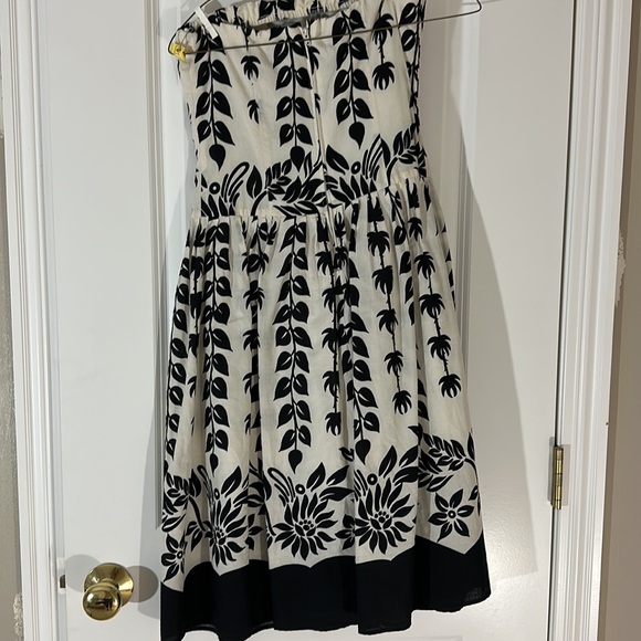Glam Petite Size 4 Strapless Black & White Dress – Eccentric & Fun! Never Worn! - Picture 2 of 2